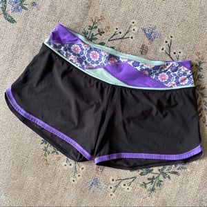 10 lululemon black groovy run active shorts swift